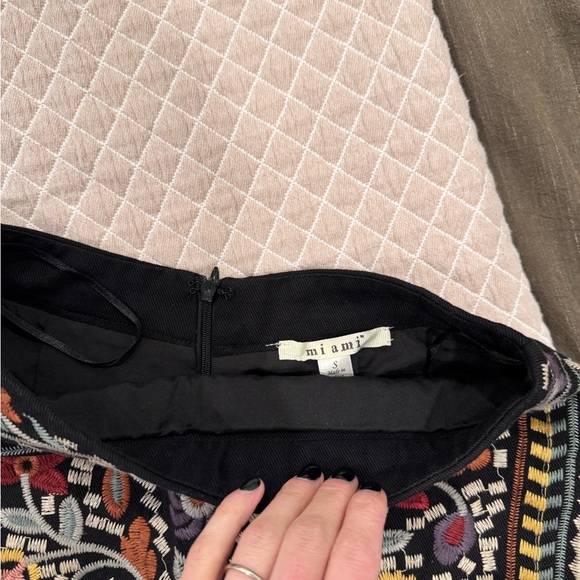 Embroidered Floral Skirt - Multicolor - Picture 3 of 3